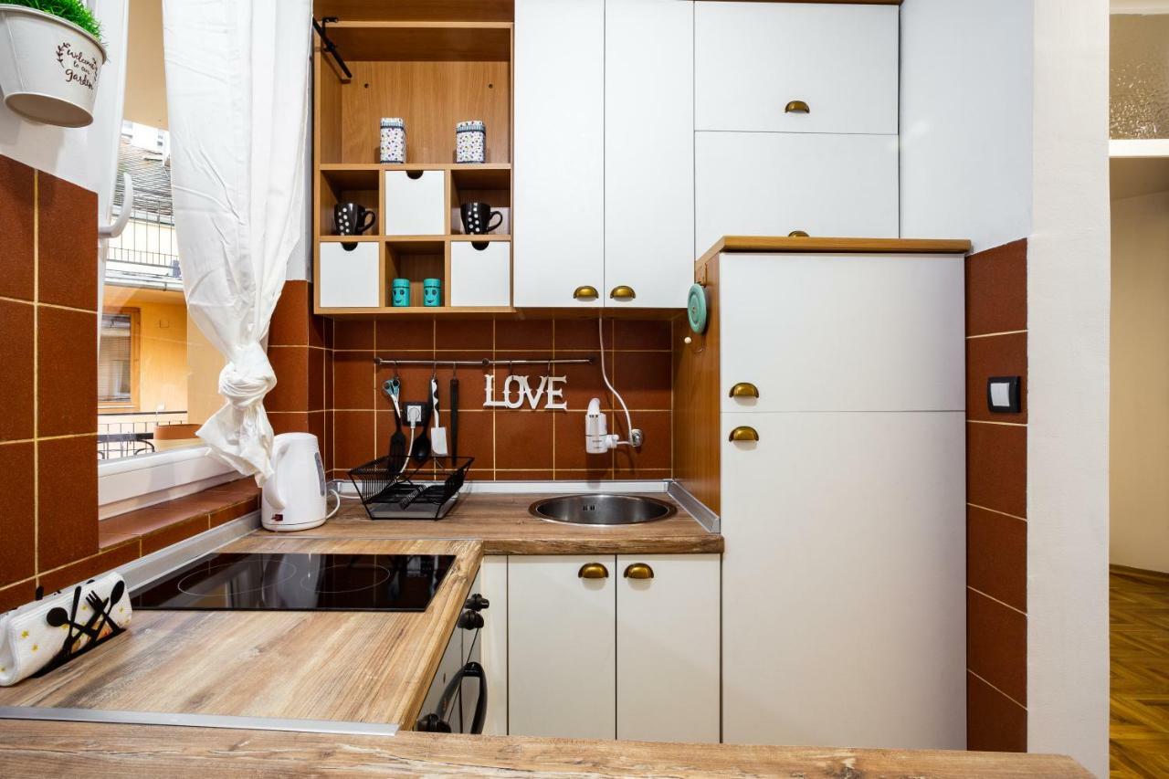 Apartment Sfera Novi Sad Buitenkant foto