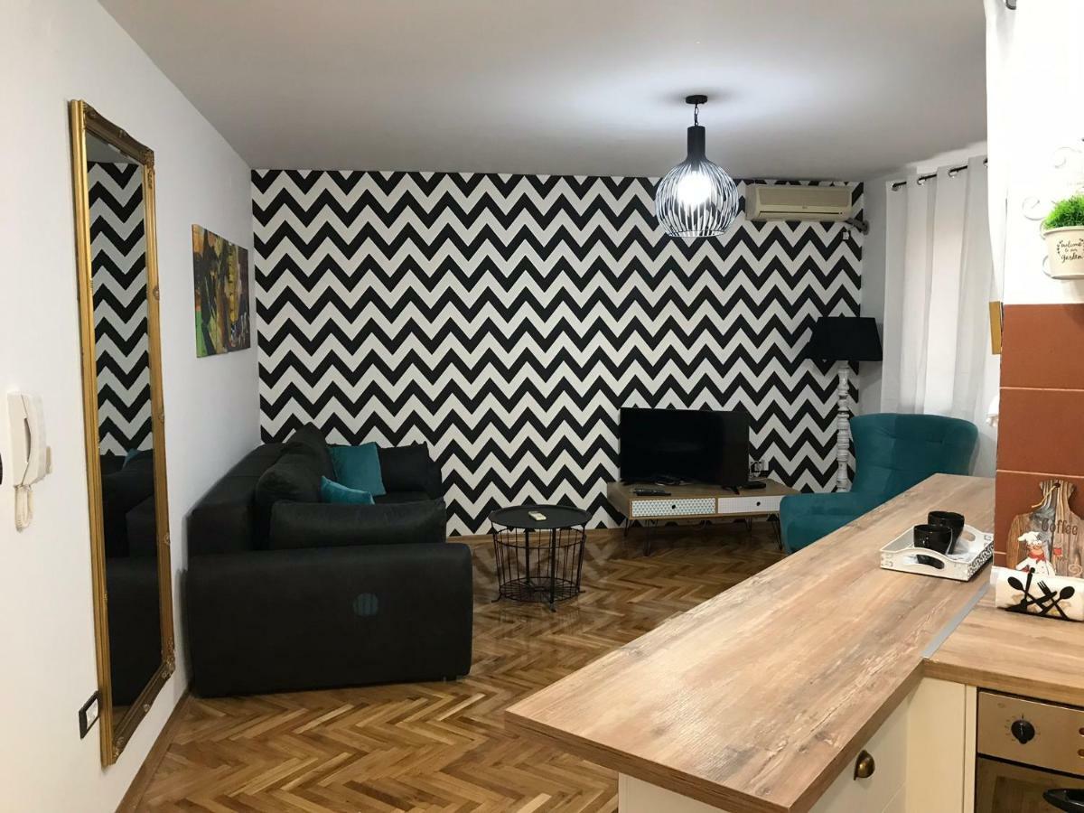 Apartment Sfera Novi Sad Buitenkant foto